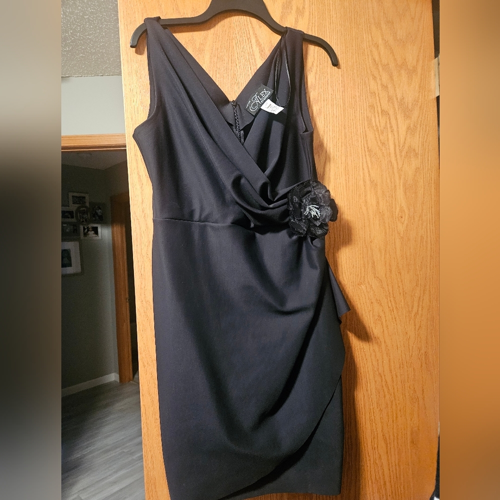 Elegant Black Dress with Floral Detail